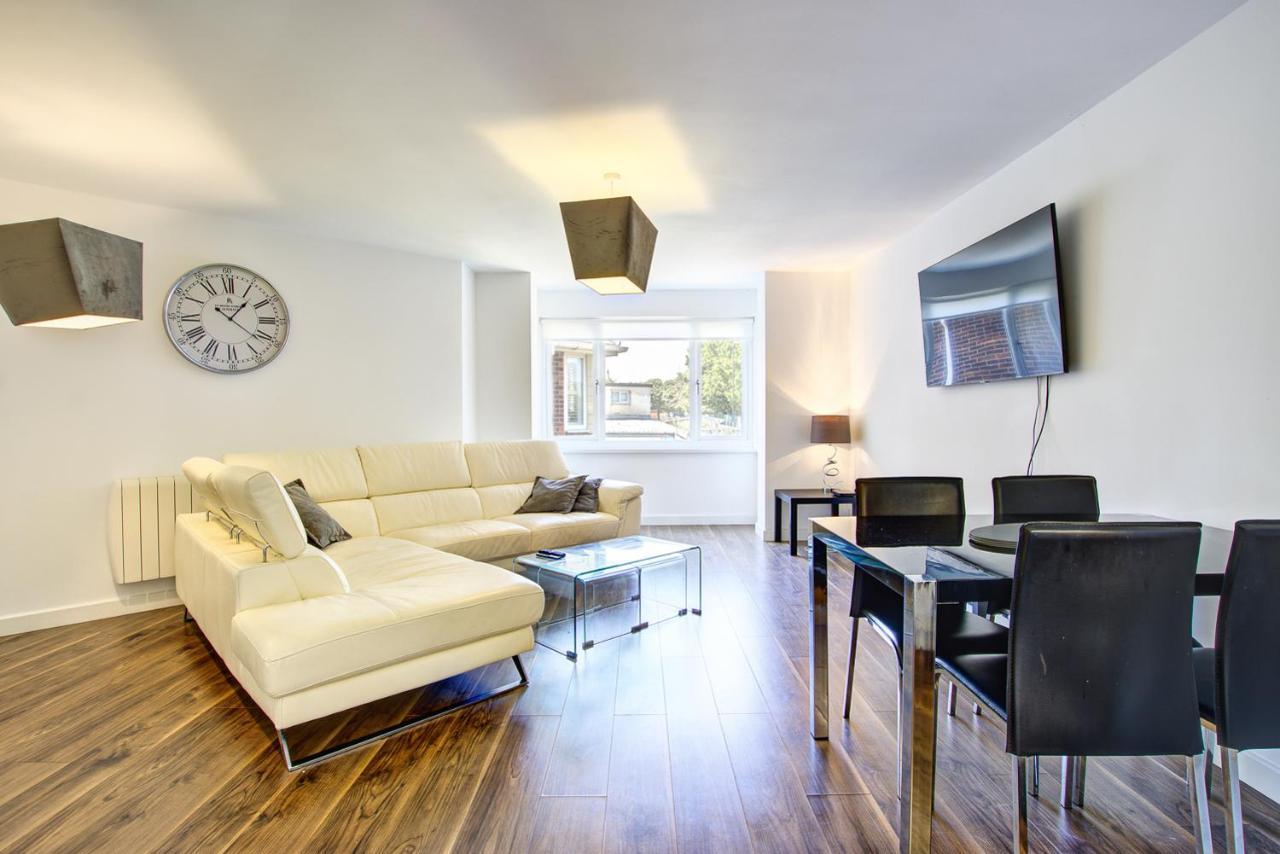 Sunderland Short Stays 2 Bedroom Apartment Free Parking Fulwell Sr6 Экстерьер фото