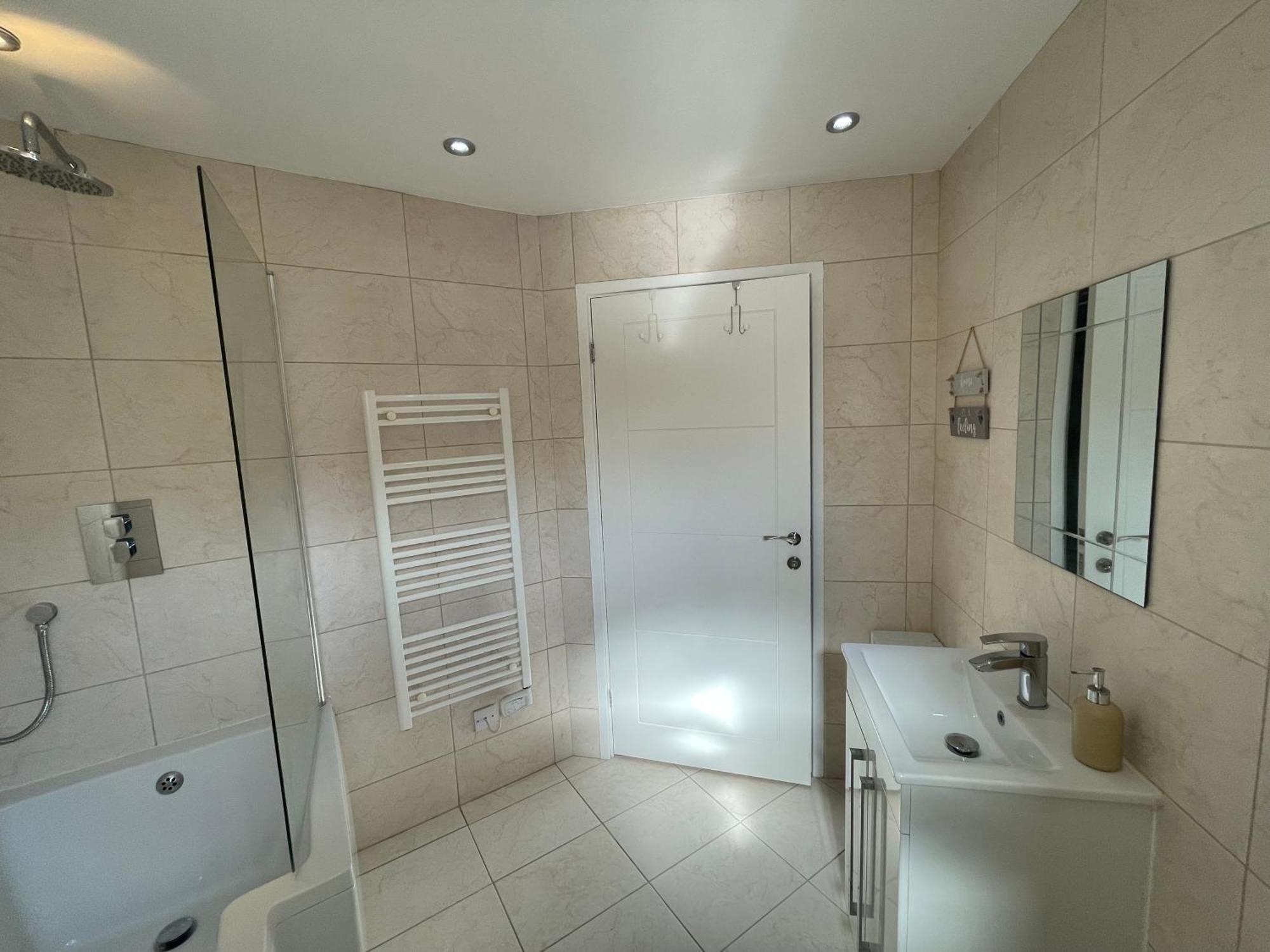 Sunderland Short Stays 2 Bedroom Apartment Free Parking Fulwell Sr6 Экстерьер фото