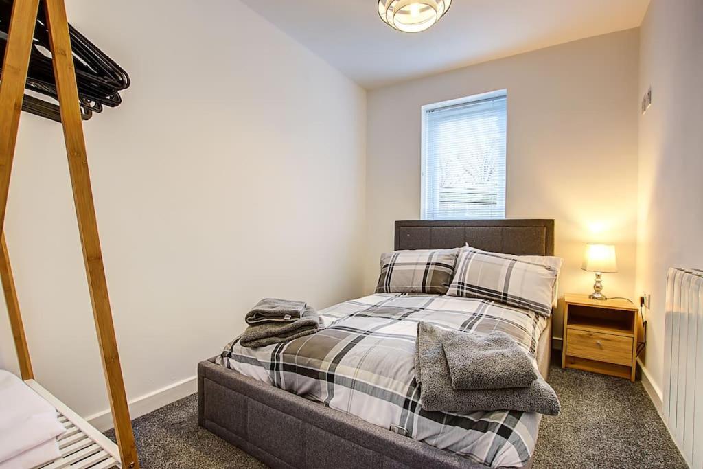 Sunderland Short Stays 2 Bedroom Apartment Free Parking Fulwell Sr6 Экстерьер фото