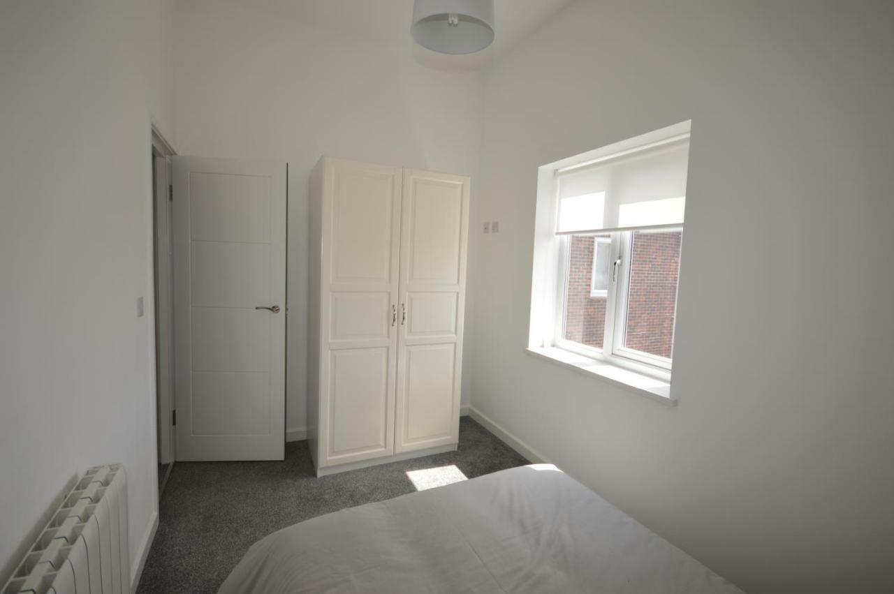 Sunderland Short Stays 2 Bedroom Apartment Free Parking Fulwell Sr6 Экстерьер фото