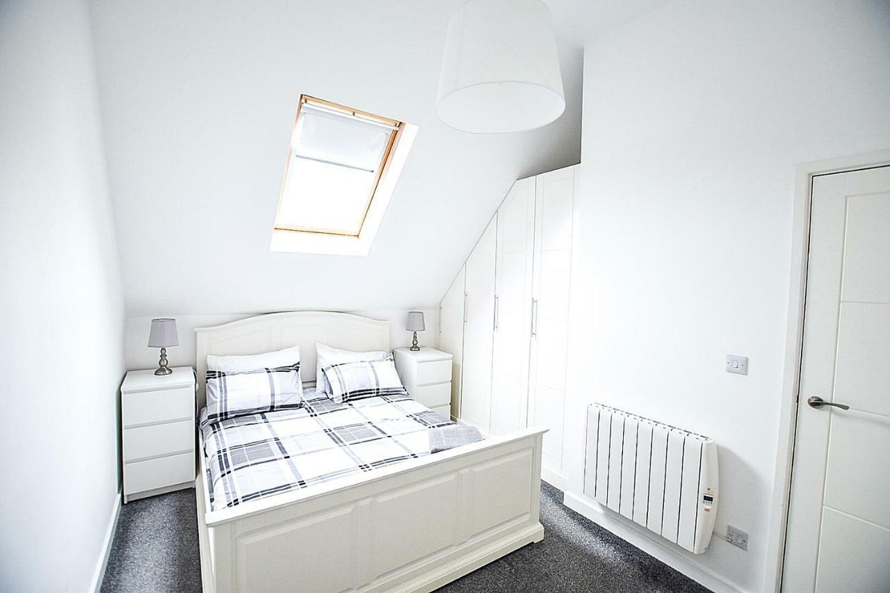 Sunderland Short Stays 2 Bedroom Apartment Free Parking Fulwell Sr6 Экстерьер фото